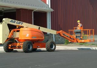 Plataformas elevadoras articuladas Plataformas articuladas de ruedas JLG 600AJ