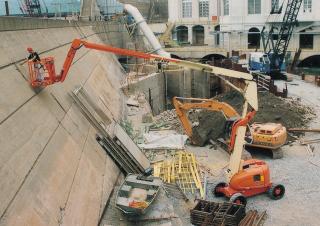 Plataformas elevadoras articuladas Plataformas articuladas de ruedas JLG 600AJ