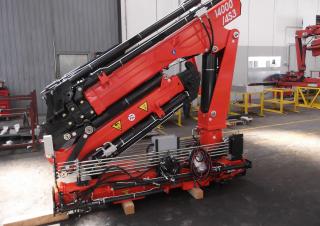 Plataformas elevadoras articuladas Plataformas elevadoras articuladas remolcables Benelligru 14000/4S3