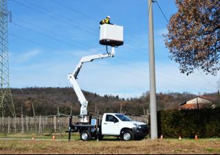 Plataformas elevadoras articuladas Plataformas elevadoras articuladas remolcables CTE ZED 15.2