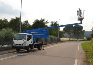 Plataformas elevadoras articuladas Plataformas elevadoras articuladas remolcables CTE ZED 20.3 HN