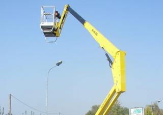 Plataformas elevadoras articuladas Plataformas articuladas de orugas AIRO R13 DC