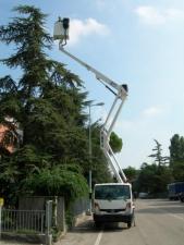 Plataformas elevadoras articuladas Plataformas elevadoras articuladas remolcables GSR E 180 PX Basic