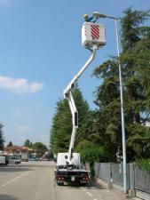 Plataformas elevadoras articuladas Plataformas elevadoras articuladas remolcables GSR E 180 PX Basic