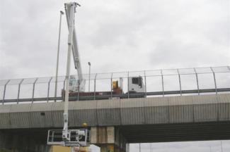 Plataformas elevadoras articuladas Plataformas elevadoras articuladas remolcables CMC PLJ290