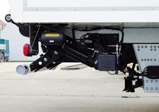 Plataformas de carga MBB Palfinger MBB R 1500 SK