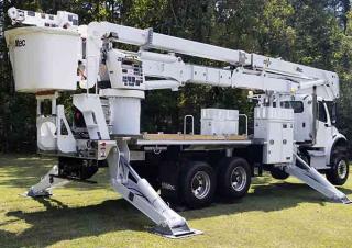 Plataformas elevadoras articuladas Plataformas elevadoras articuladas remolcables Altec AH75B