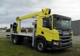 Plataformas elevadoras articuladas Plataformas elevadoras articuladas sobre camión Danilift PD180V