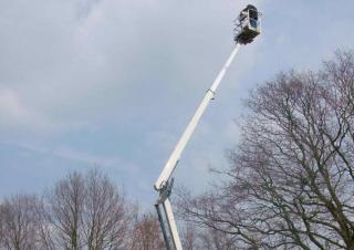 Plataformas elevadoras articuladas Plataformas elevadoras articuladas remolcables Paus Worklift GT 18 A