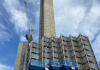 Plataformas elevadoras de mástil Alba PEC150
