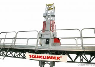 Plataformas elevadoras de mástil Scanclimber Centum SC10000 