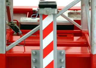 Plataformas elevadoras de mástil Scanclimber Centum SC10000 