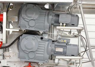 Plataformas elevadoras de mástil Scanclimber Luna SC3500L 