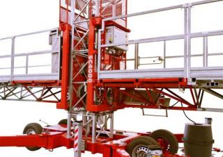 Plataformas elevadoras de mástil Scanclimber Kosmos SC4000 