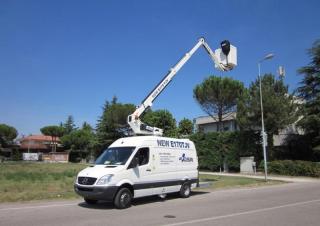 Plataformas telescópicas Plataformas telescópicas sobre camión GSR E170TJV Basic  