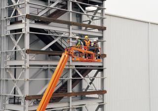 Plataformas telescópicas Plataformas telescópicas de ruedas JLG 1350SJP