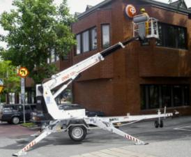 Plataformas telescópicas Plataformas telescópicas remolcables Dino Lift Dino 135T