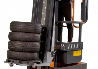 Plataformas telescópicas Plataformas verticales Faraone Elevah 40 Tires