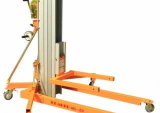 Plataformas telescópicas Plataformas verticales Leader ML 10