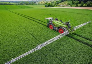 Pulverizadoras automotrices Fendt Rogator 655