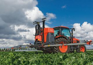 Pulverizadoras de montaje Kubota XMS210 iXflow-E
