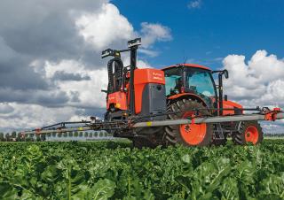 Pulverizadoras de montaje Kubota XMS213 iXflow-E
