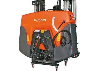 Pulverizadoras de montaje Kubota XMS213 iXflow-E