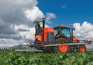 Pulverizadoras de montaje Kubota XMS216 iXflow-E