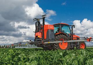 Pulverizadoras de montaje Kubota XMS218 iXflow-E