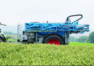 Pulverizadoras remolcables Lemken Albatros 10/6000