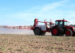 Pulverizadoras remolcables Unia Plus 2015 