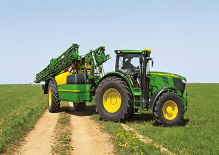 Pulverizadoras remolcables John Deere R 944 i