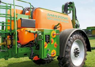 Pulverizadoras remolcables Amazone UG 3000 Super (18) 