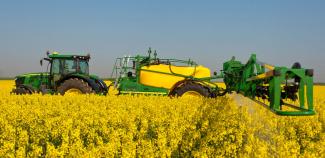 Pulverizadoras remolcables John Deere R 962 i