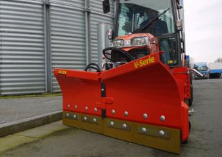 Equipos para trabajos de invierno Quitanieves Quitanieves reguables Adler V 180