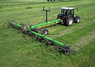 Rastrillos henificadores DEUTZ-FAHR CoM 7622
