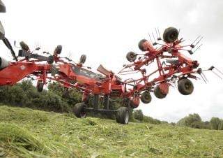 Rastrillos henificadores Kuhn GF 17012