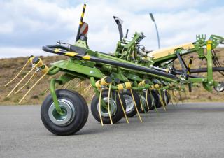 Rastrillos henificadores Krone Vendro 620