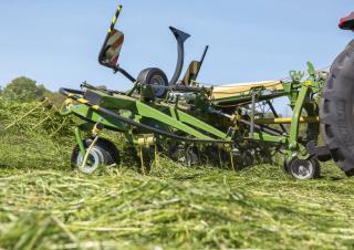 Rastrillos henificadores Krone Vendro 620