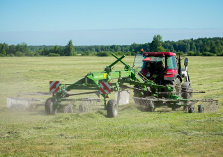 Rastrillos rotativos Pronar ZKP 900D
