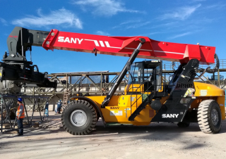 Reach stacker Sany SRSC45V5