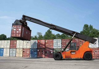 Reach stacker Toyota THD9900-R77