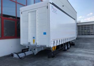 Remolques Remolques con plataforma de lona Möslein TPF 105