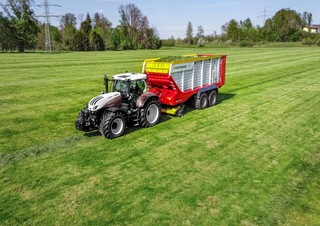 Remolques de ensilado Pöttinger Jumbo 7380 DB