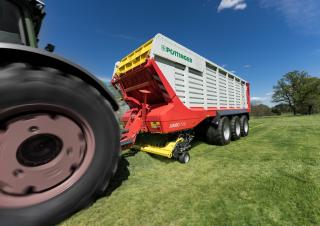 Remolques de ensilado Pöttinger Jumbo 7540