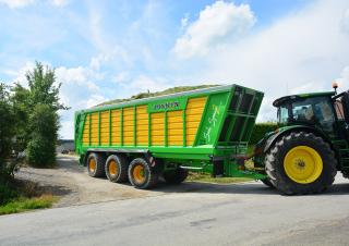 Remolques de ensilado Joskin SILO-SPACE 2 540T