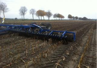 Rodillos para prado y campo DAL-BO MaxiRoll 830