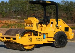 Rodillos Rodillos vibrantes autopropulsados Sakai SV201TF-I