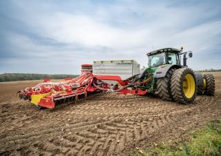 Sementadoras Pöttinger Aerosem VT 6000 DD