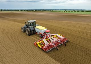 Sementadoras Pöttinger Aerosem VT 6000 DD